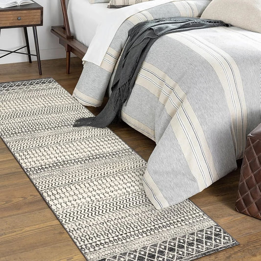 Black & Beige Geometric Rug