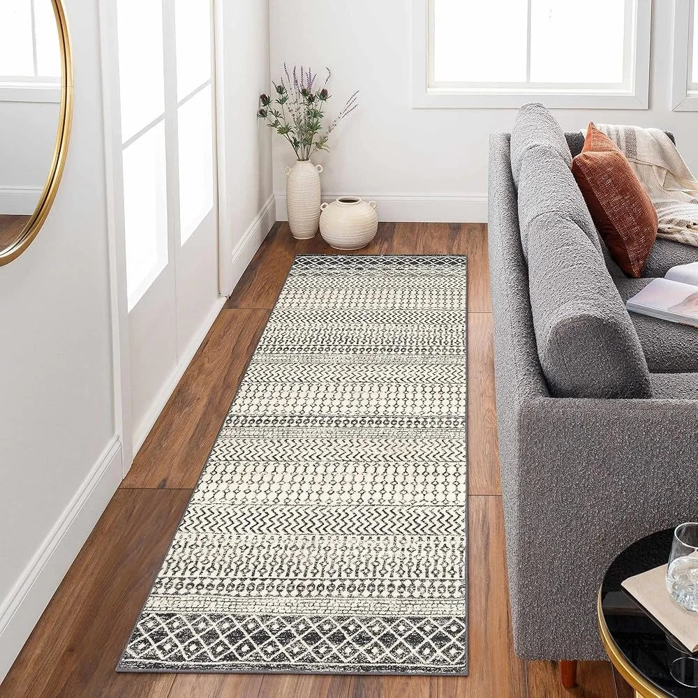Black & Beige Geometric Rug