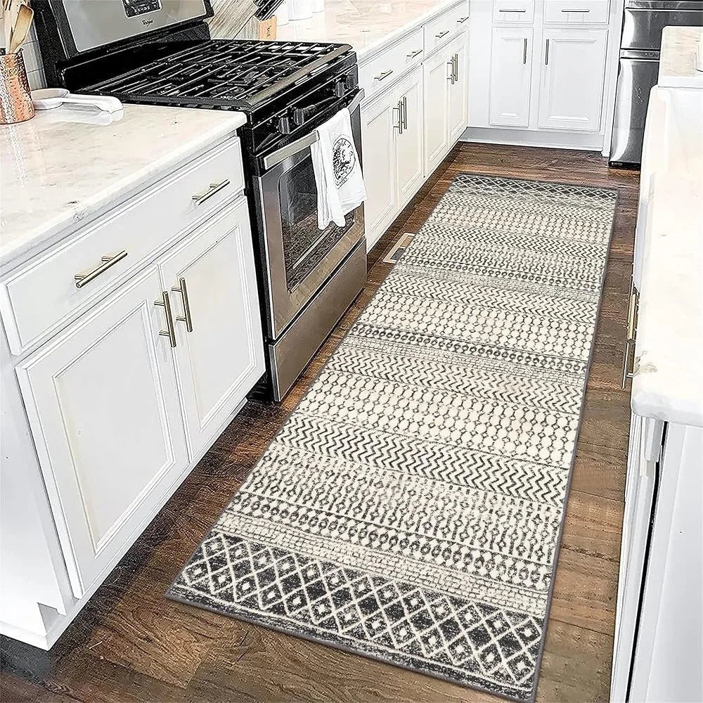 Black & Beige Geometric Rug