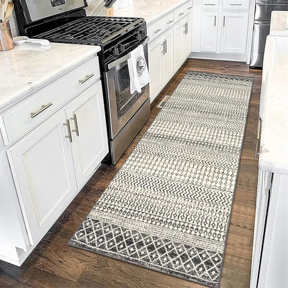 Black & Beige Geometric Rug